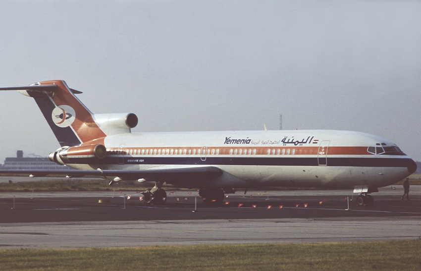 Yemenia B727-200 4w-acj